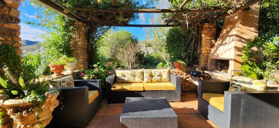 10 Bedroom Property for Sale in Joubertina Eastern Cape